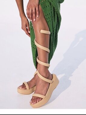 Cult Gaia Gabi Leather Spiral Wrap Platform size 6